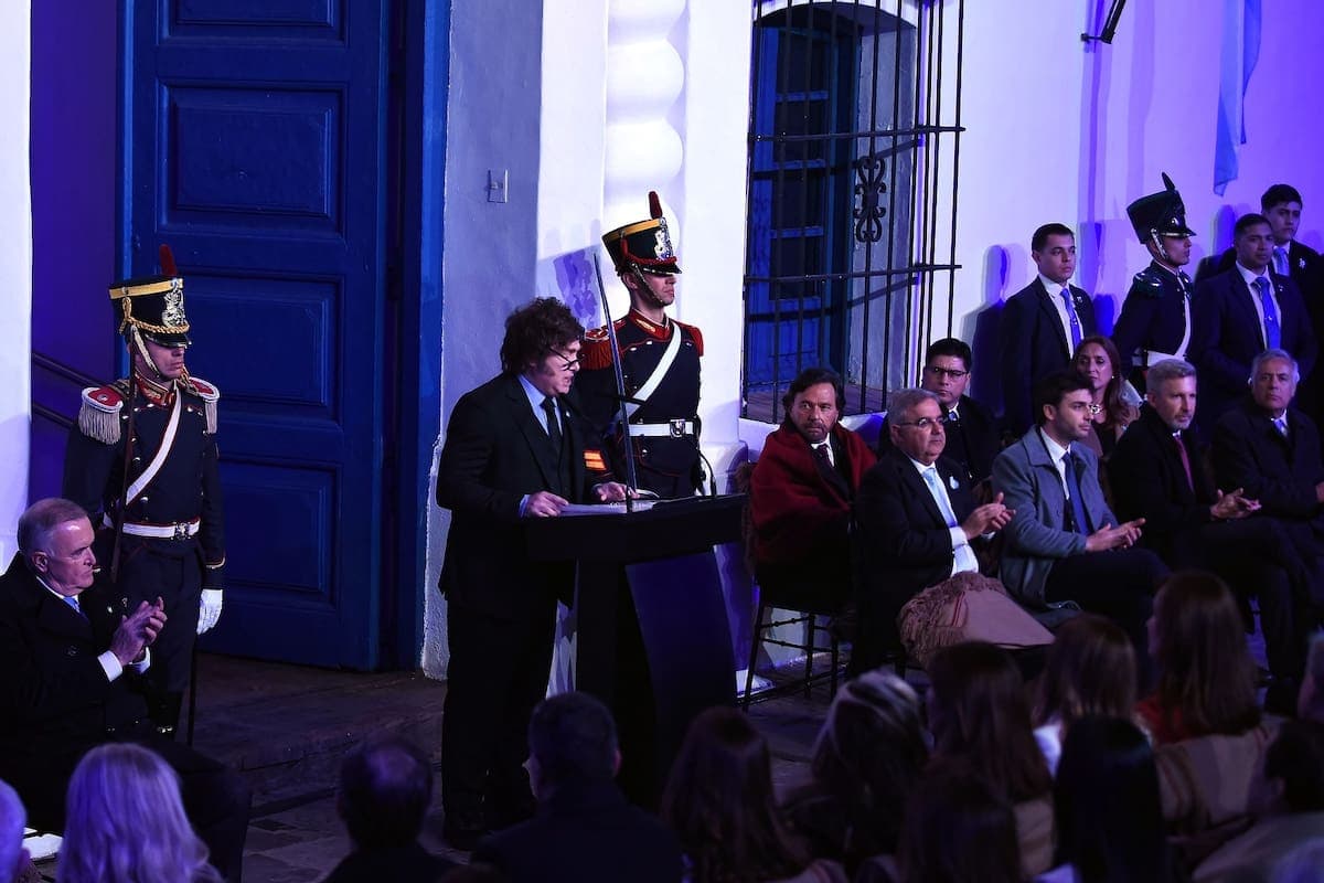 Un frágil pacto de gobernabilidad, entre la necesidad y la desconfianza - LA NACION